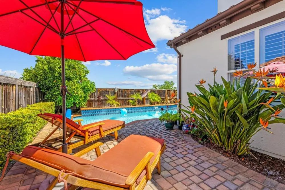 6560 Eagle Ridge Court Gilroy, CA 95020