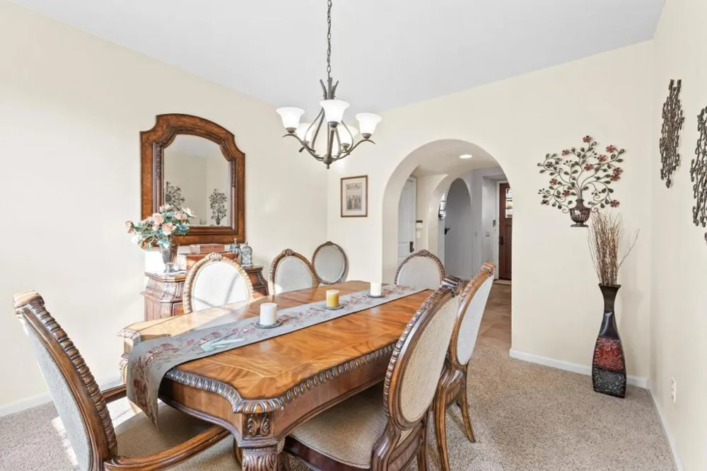 6560 Eagle Ridge Court Gilroy, CA 95020