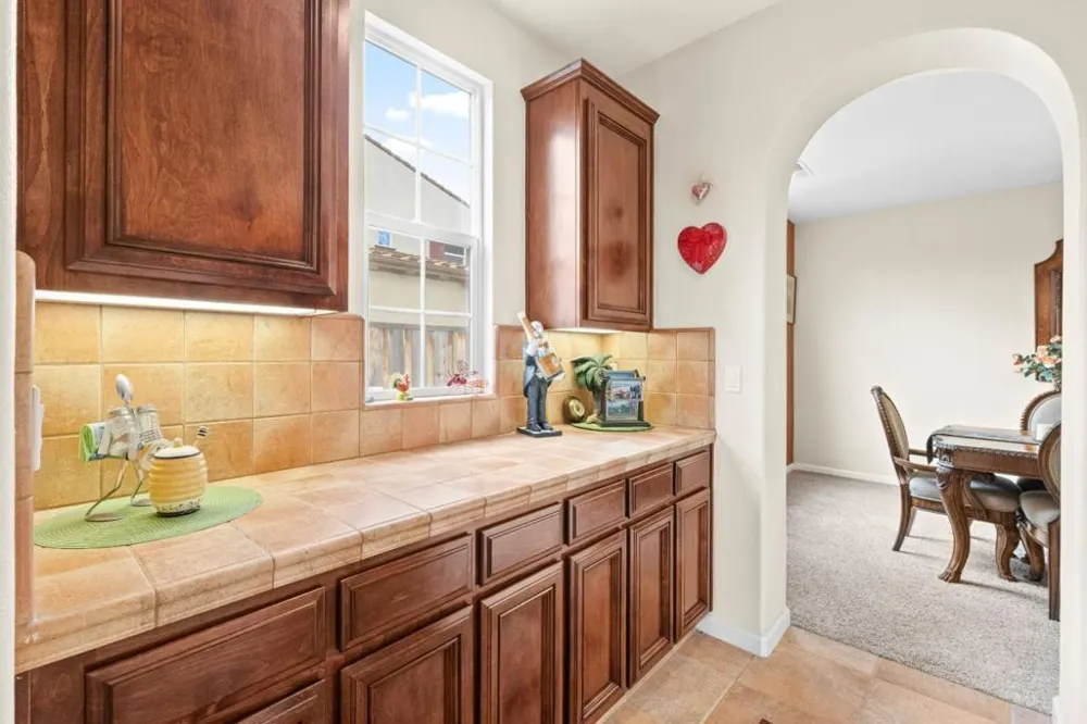 6560 Eagle Ridge Court Gilroy, CA 95020