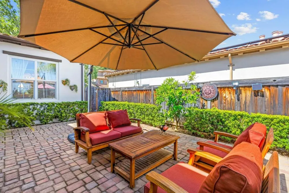 6560 Eagle Ridge Court Gilroy, CA 95020