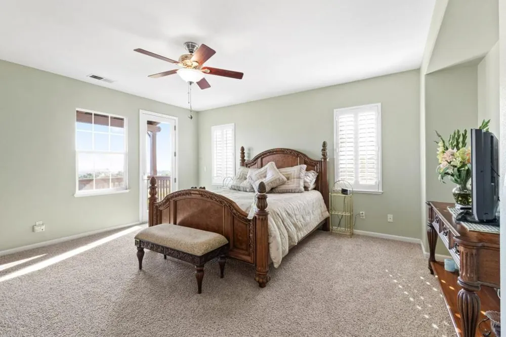 6560 Eagle Ridge Court Gilroy, CA 95020