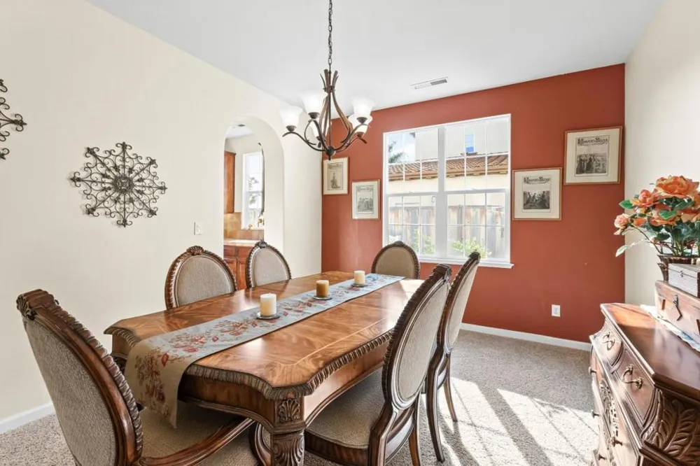 6560 Eagle Ridge Court Gilroy, CA 95020