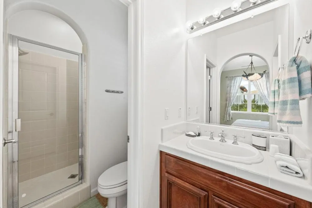 6560 Eagle Ridge Court Gilroy, CA 95020