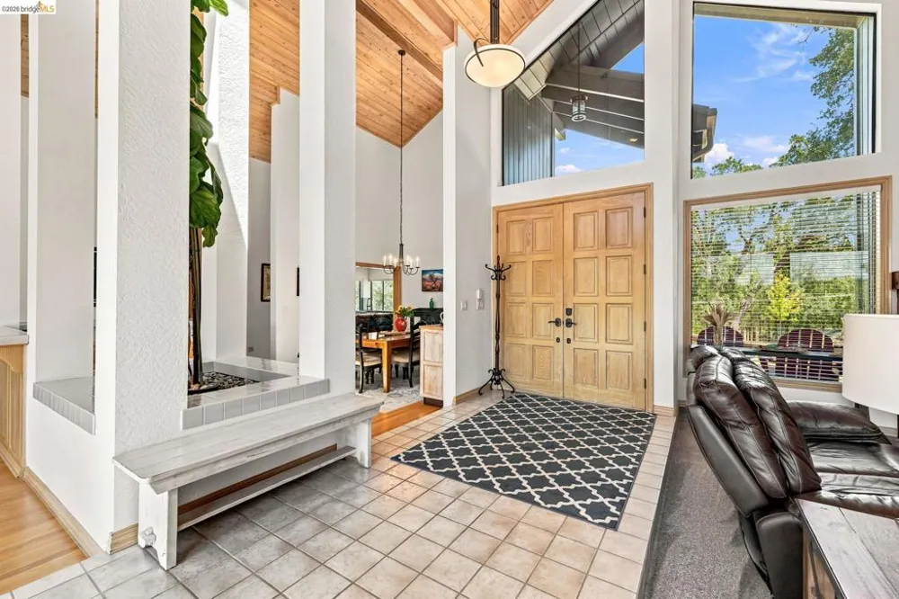 14469 Phillip Ln Sonora, CA 95370