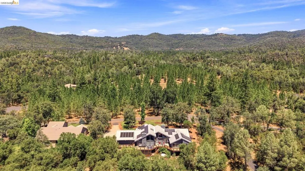 14469 Phillip Ln Sonora, CA 95370