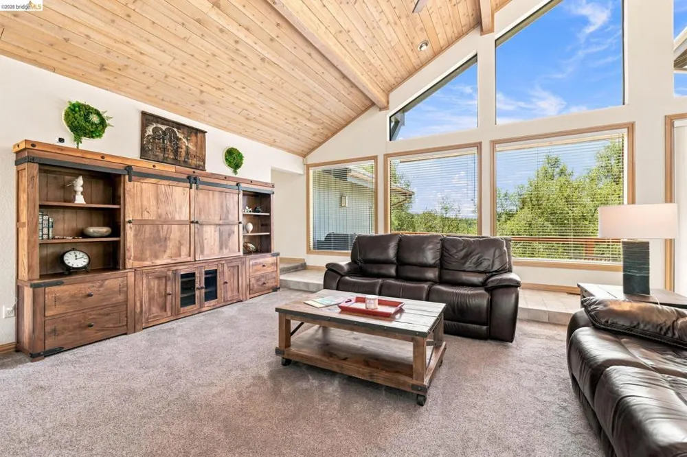 14469 Phillip Ln Sonora, CA 95370