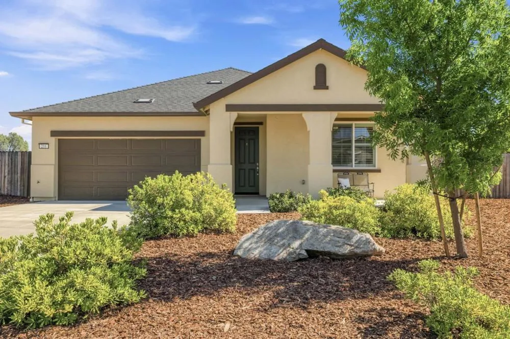 216 Raccoon Hollow Loop Copperopolis, CA 95228