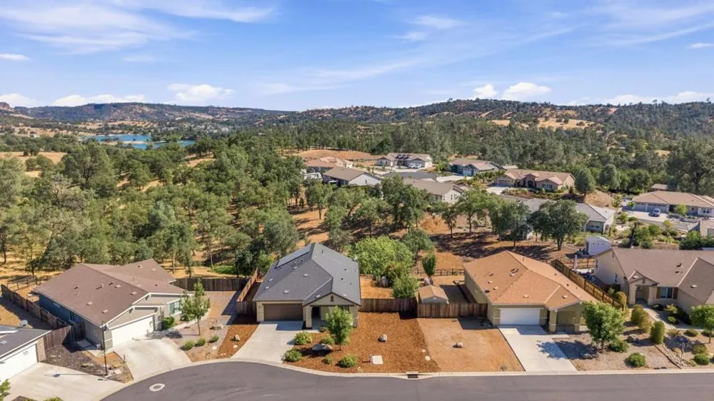 216 Raccoon Hollow Loop Copperopolis, CA 95228