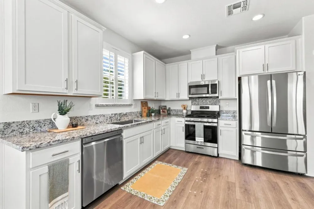 216 Raccoon Hollow Loop Copperopolis, CA 95228