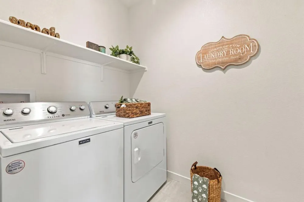 216 Raccoon Hollow Loop Copperopolis, CA 95228