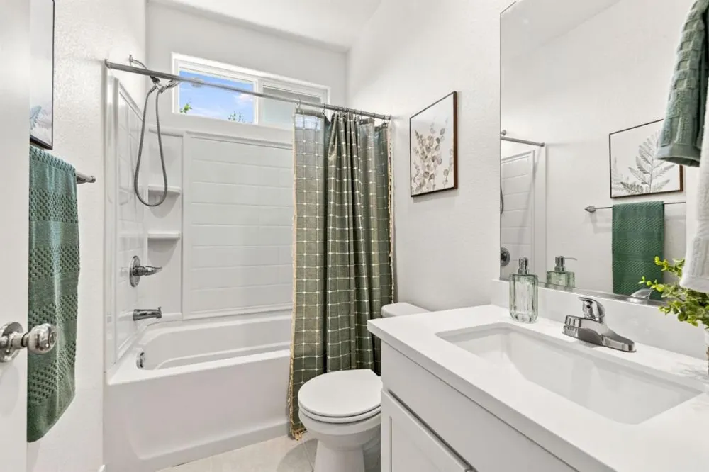 216 Raccoon Hollow Loop Copperopolis, CA 95228