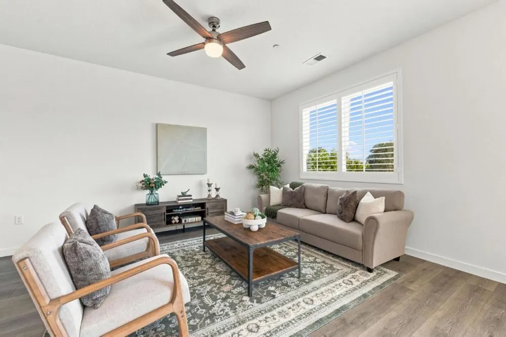 216 Raccoon Hollow Loop Copperopolis, CA 95228