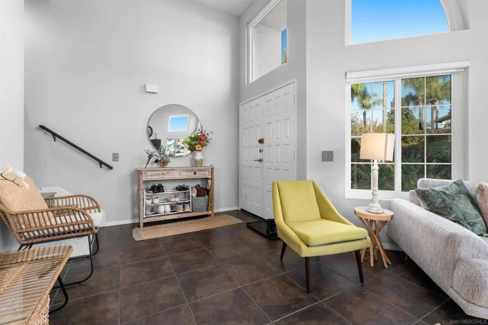 8896 Highwood Dr #C San Diego, CA 92119