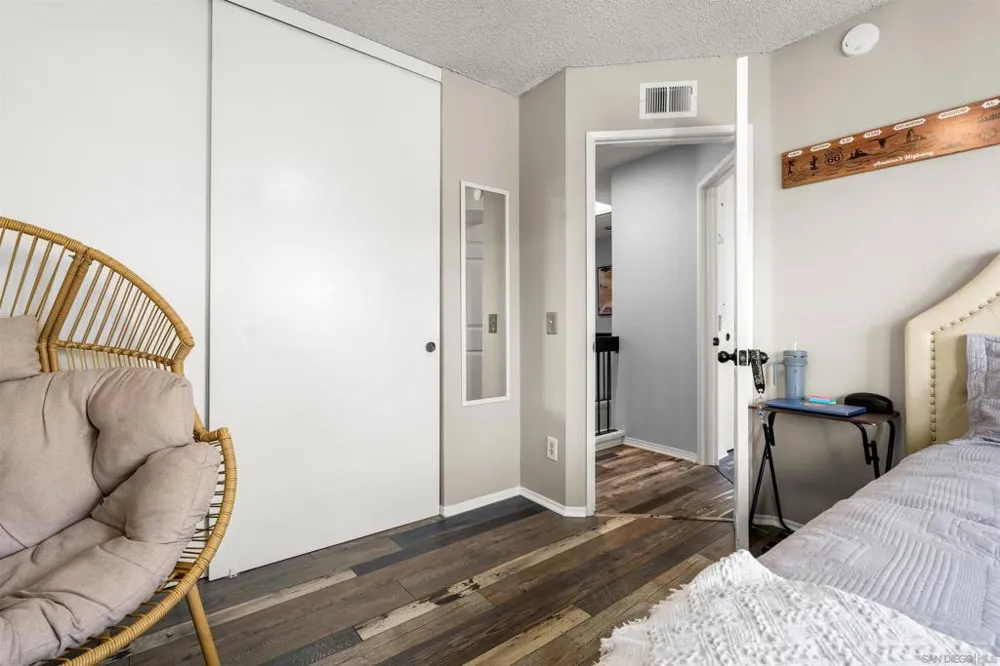 8896 Highwood Dr #C San Diego, CA 92119