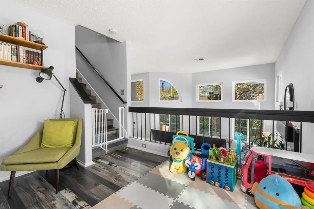 8896 Highwood Dr #C San Diego, CA 92119