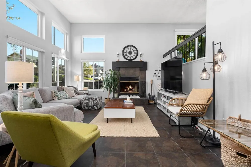 8896 Highwood Dr #C San Diego, CA 92119