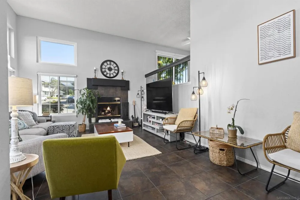 8896 Highwood Dr #C San Diego, CA 92119