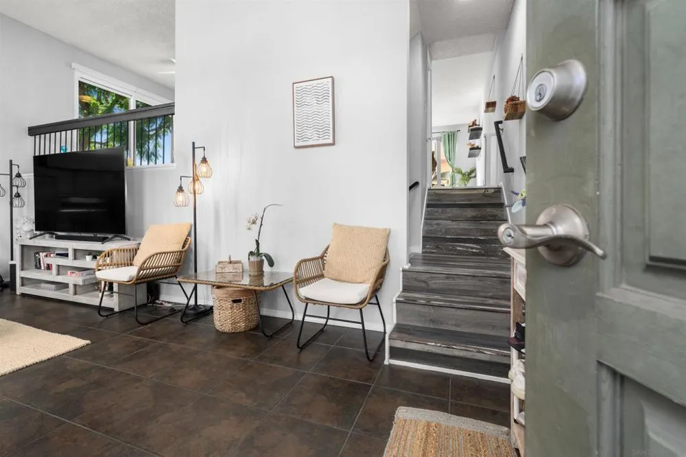 8896 Highwood Dr #C San Diego, CA 92119