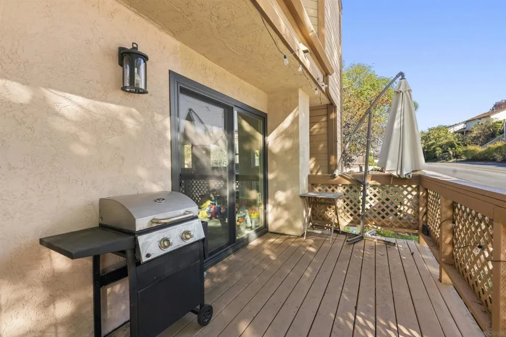 8896 Highwood Dr #C San Diego, CA 92119