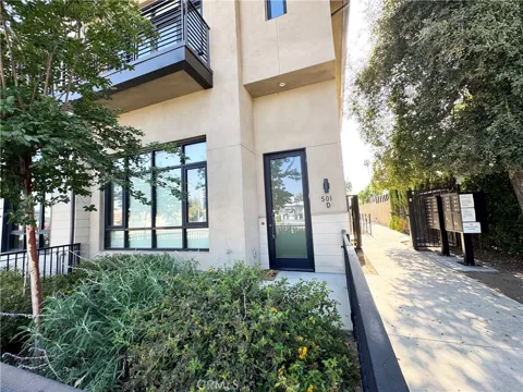 501 Santa Anita #D