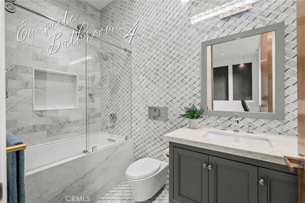 221 W Las Palmas Fullerton, CA 92835