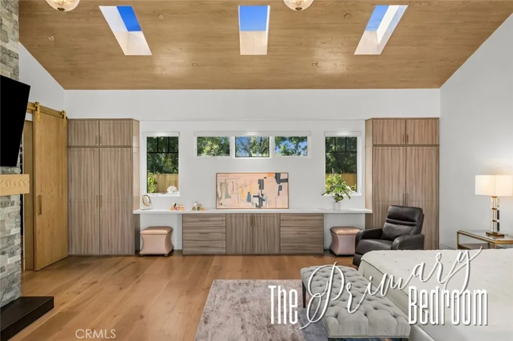 221 W Las Palmas Fullerton, CA 92835