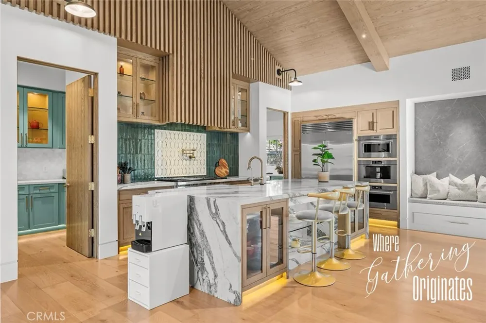221 W Las Palmas Fullerton, CA 92835
