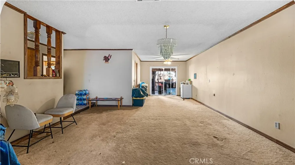19381 Kinai Apple Valley, CA 92307