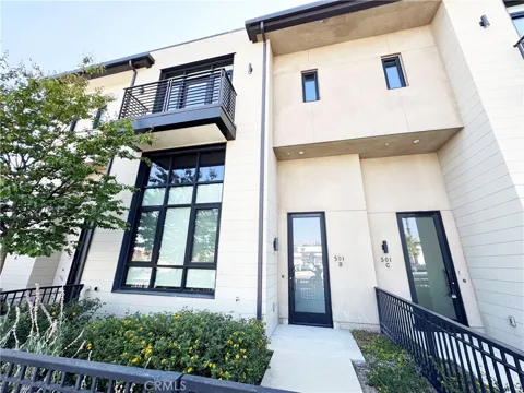 501 Santa Anita #B