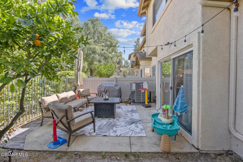 156 Windrose Drive Thousand Oaks, CA 91320