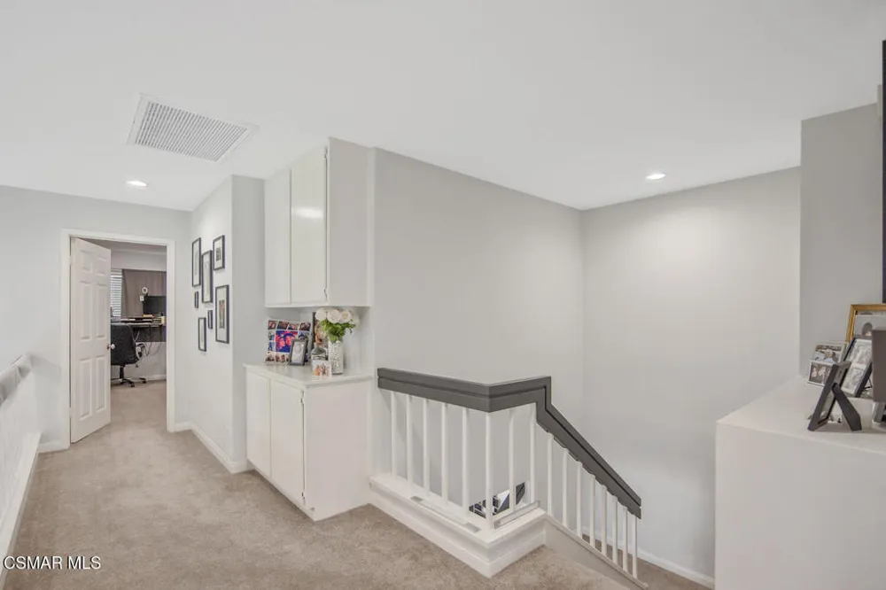 156 Windrose Drive Thousand Oaks, CA 91320