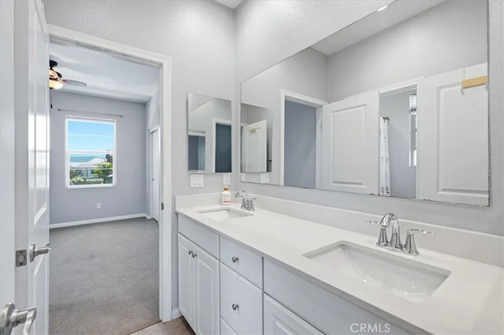 35 Lomada Rancho Mission Viejo, CA 92694