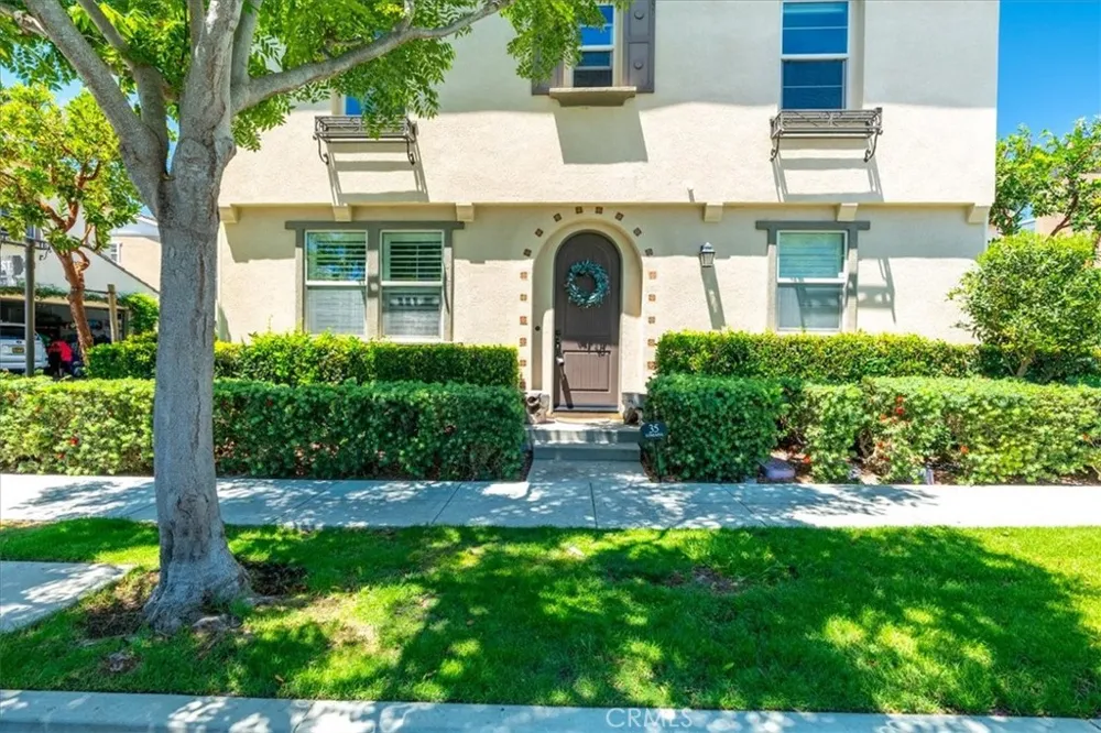 35 Lomada Rancho Mission Viejo, CA 92694