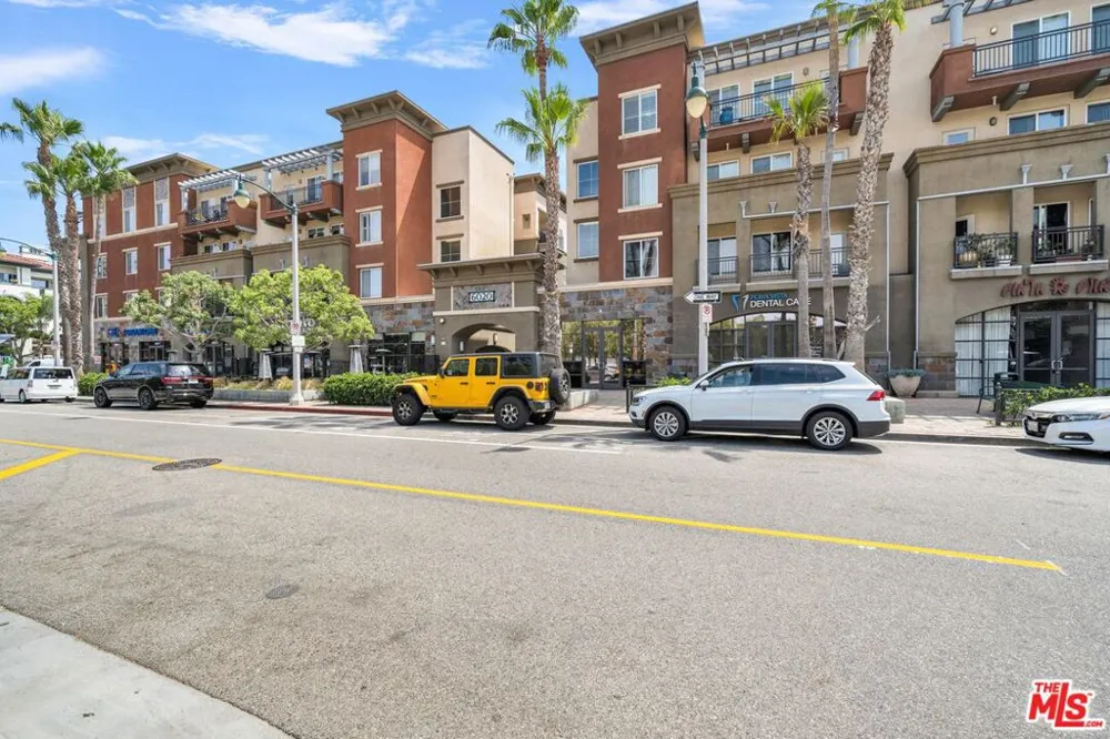 6020 Seabluff Drive #438 Playa Vista, CA 90094