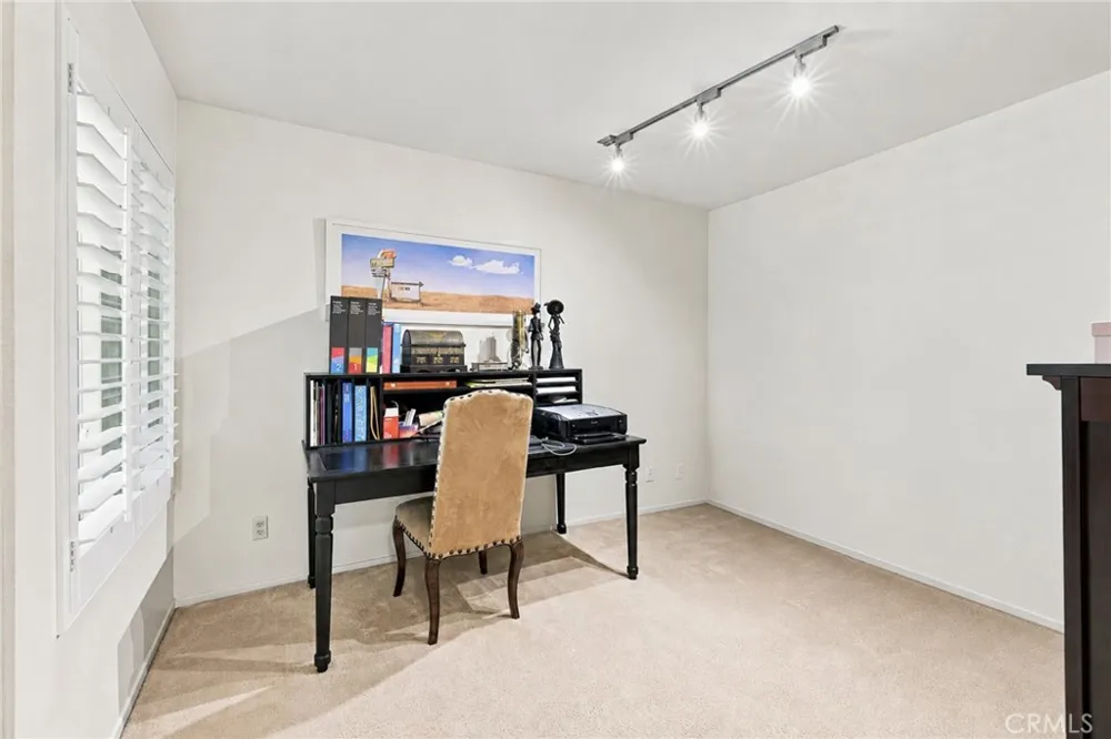 701 Blue Oak Avenue Newbury Park, CA 91320
