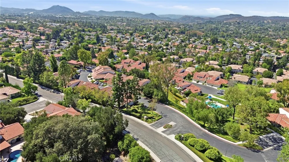 701 Blue Oak Avenue Newbury Park, CA 91320