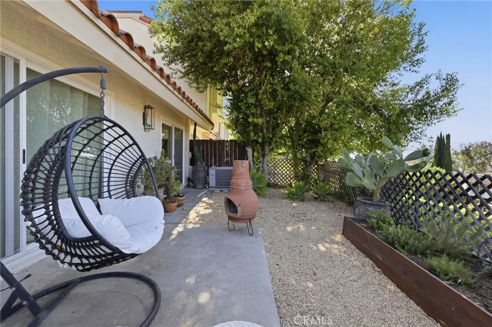 701 Blue Oak Avenue Newbury Park, CA 91320