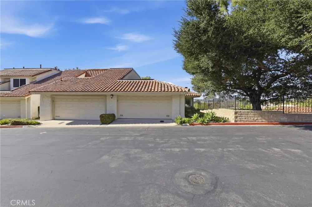 701 Blue Oak Avenue Newbury Park, CA 91320
