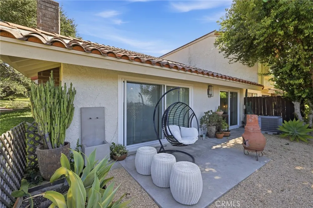 701 Blue Oak Avenue Newbury Park, CA 91320