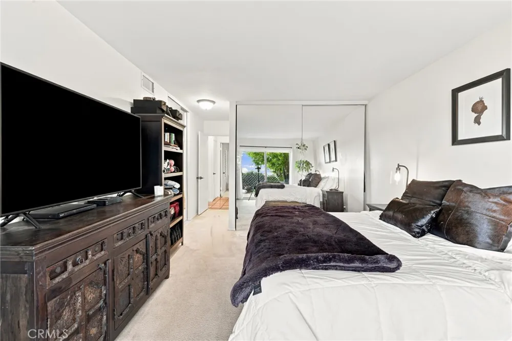 701 Blue Oak Avenue Newbury Park, CA 91320
