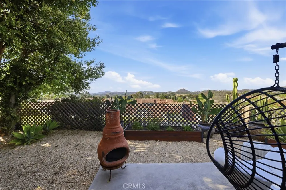 701 Blue Oak Avenue Newbury Park, CA 91320