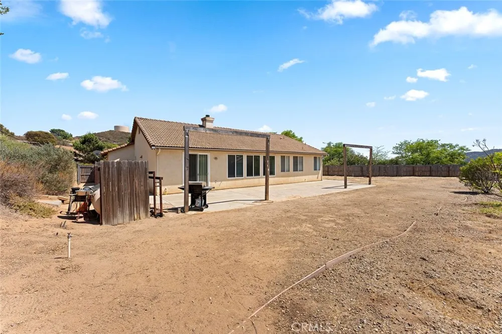 17229 Prairie Mile Road Ramona, CA 92065