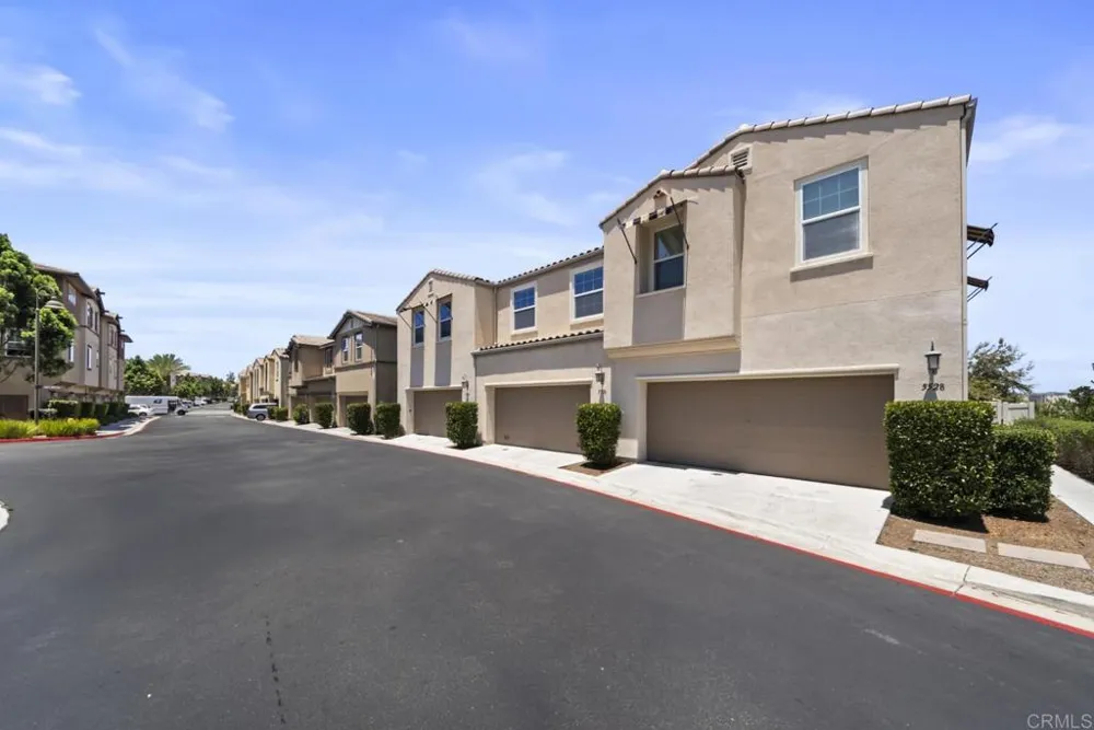5526 Santa Alicia San Diego, CA 92154