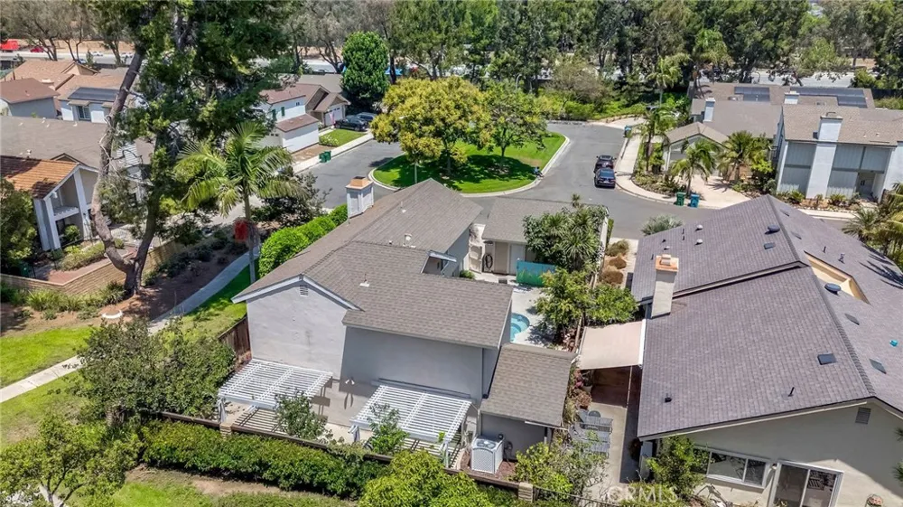 11 Almond Tree Irvine, CA 92612