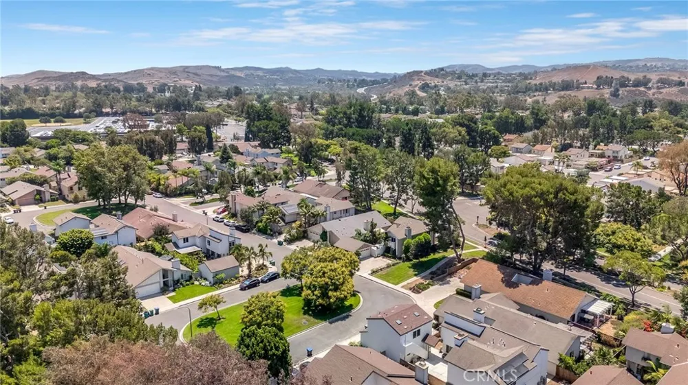 11 Almond Tree Irvine, CA 92612