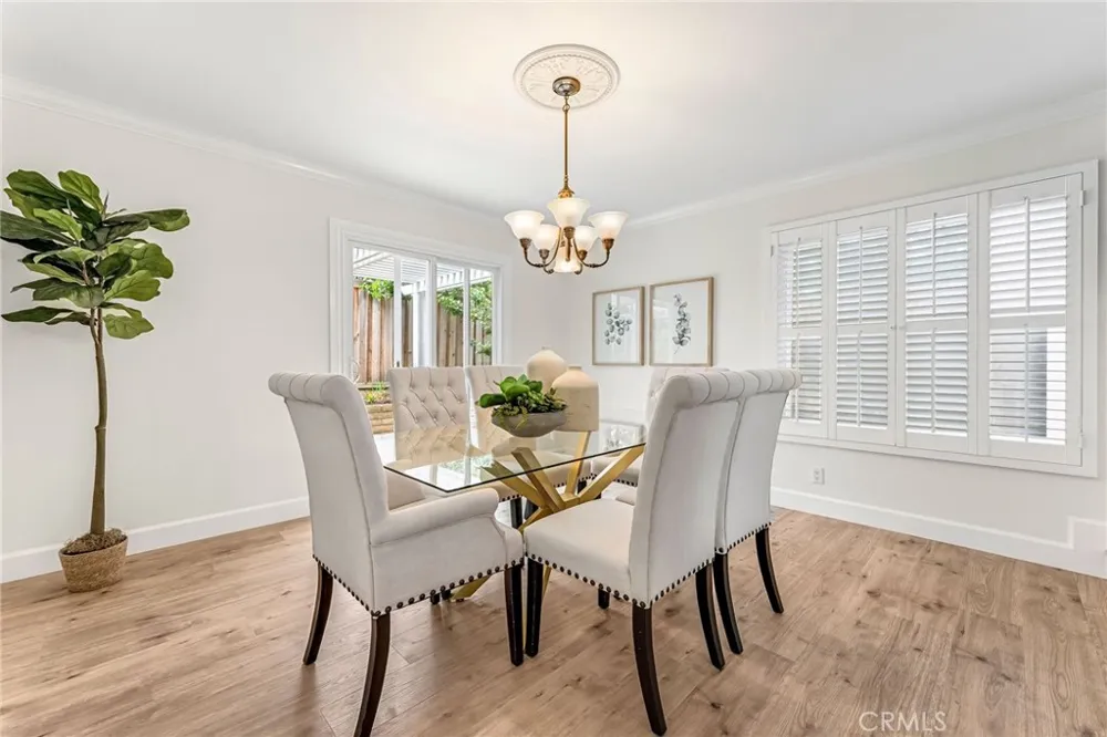 11 Almond Tree Irvine, CA 92612