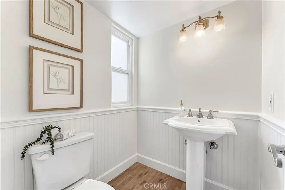 11 Almond Tree Irvine, CA 92612