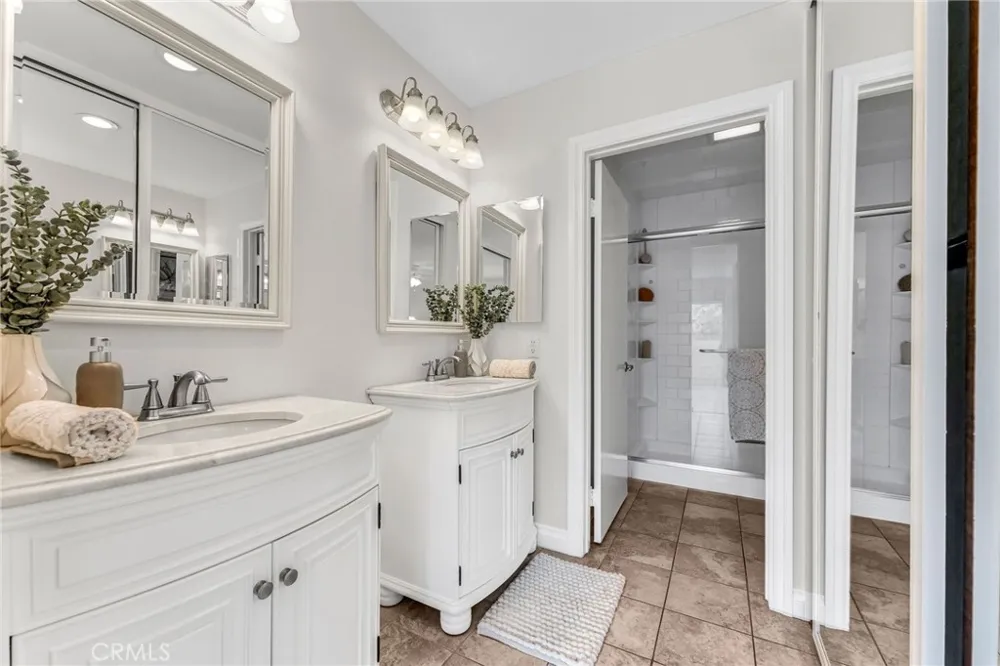 11 Almond Tree Irvine, CA 92612