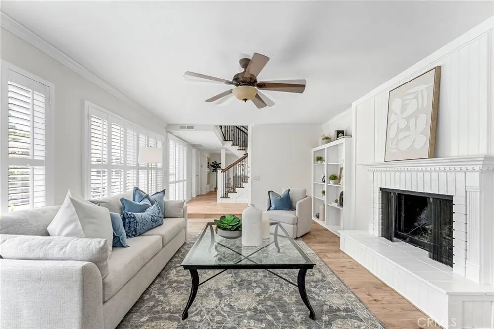 11 Almond Tree Irvine, CA 92612