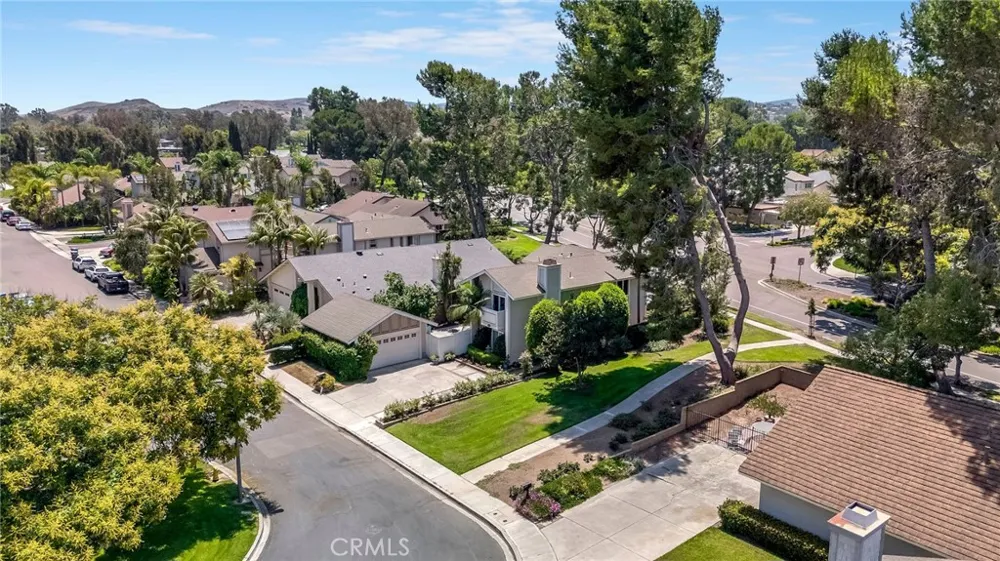 11 Almond Tree Irvine, CA 92612